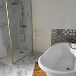 D'hotes - Le Jardin De La Guionie 3*