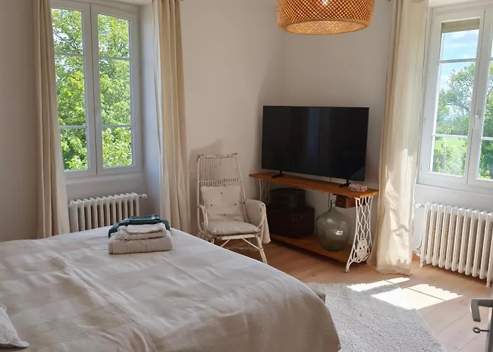 D'hotes - Le Jardin De La Guionie